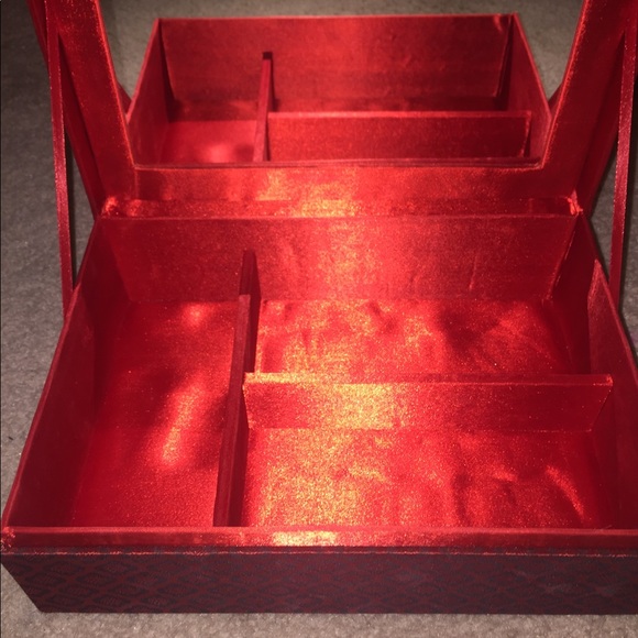 Red Cushion Jewelry Box - Picture 2 of 2